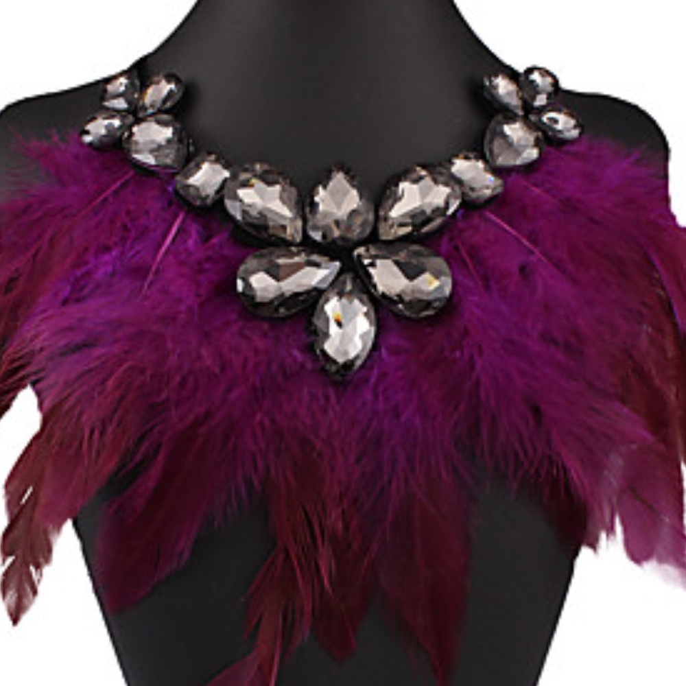 Women's Crystal Pendant Necklace